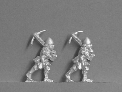 MED021 Part-armoured crossbowmen